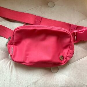 Lululemon Everywhere Belt Bag 1L